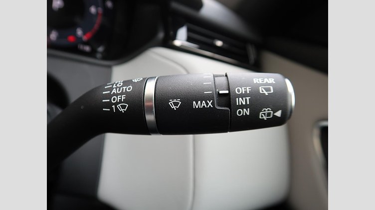 2023 認定中古車 Land Rover Range Rover Velar Ostuni Pearl White ２Lディーゼルエンジン ダイナミックSE　D２００　エアサスペンション装着車