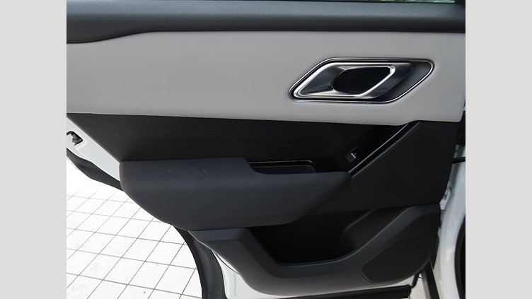 2023 認定中古車 Land Rover Range Rover Velar Ostuni Pearl White ２Lディーゼルエンジン ダイナミックSE　D２００　エアサスペンション装着車