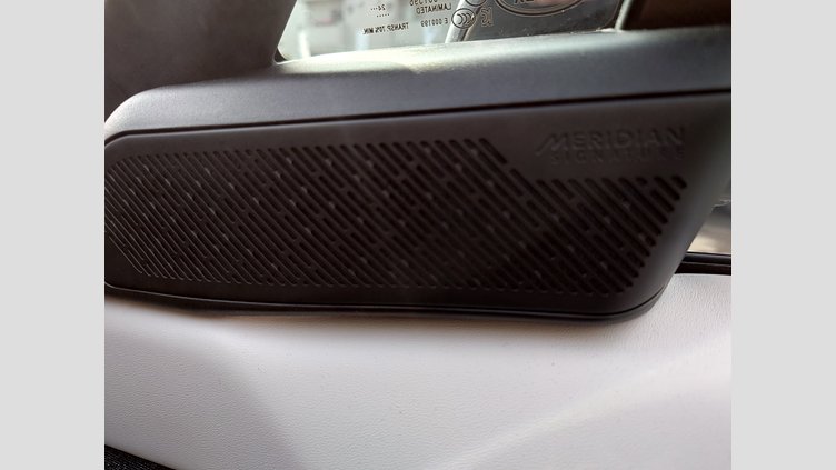 2025 認定中古車 Land Rover Range Rover Sport サントリーニブラック P550eプラグインハイブリッド（ガソリン） スタンダードホイールベース Autobiography