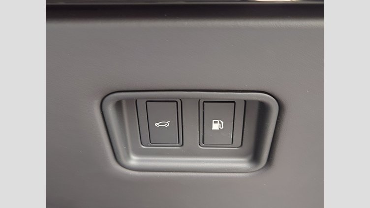 2025 認定中古車 Land Rover Range Rover Sport サントリーニブラック P550eプラグインハイブリッド（ガソリン） スタンダードホイールベース Autobiography