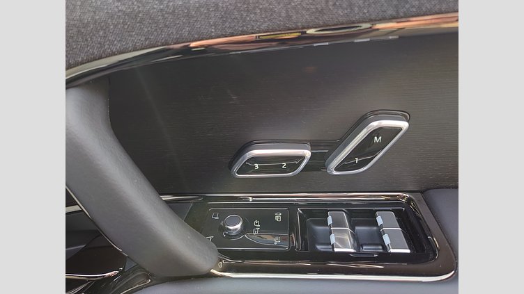 2025 認定中古車 Land Rover Range Rover Sport サントリーニブラック P550eプラグインハイブリッド（ガソリン） スタンダードホイールベース Autobiography