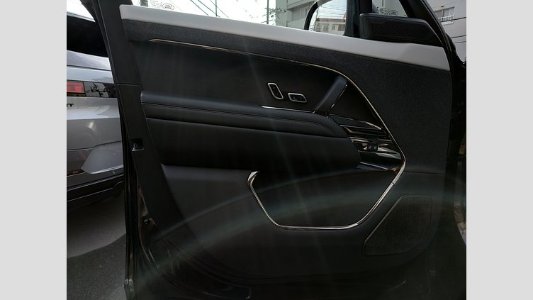 2025 認定中古車 Land Rover Range Rover Sport サントリーニブラック P550eプラグインハイブリッド（ガソリン） スタンダードホイールベース Autobiography