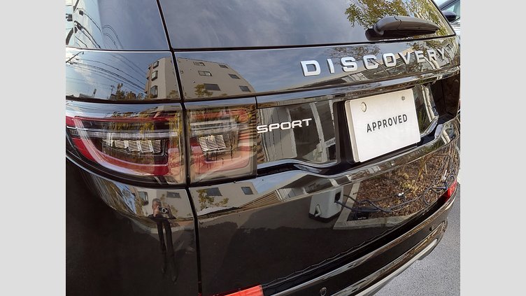 2024 認定中古車 Land Rover Discovery Sport サントリーニブラック D200マイルドハイブリッド（ディーゼル） 標準ホイール S