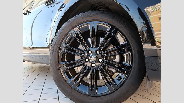 2024 認定中古車 Land Rover Range Rover Evoque サントリーニブラック P200（ガソリン） スタンダードホイールベース S