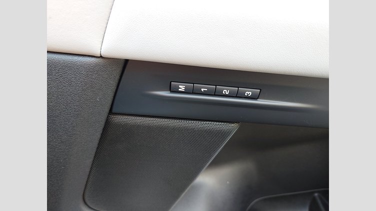 2023 認定中古車 Land Rover Range Rover Evoque フジホワイト P250（ガソリン） スタンダードホイールベース DYNAMIC HSE