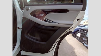 Range Rover Evoque 35