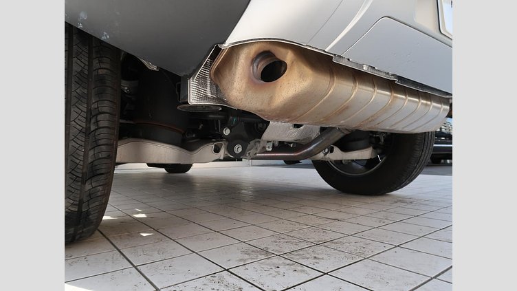 2024 認定中古車 Land Rover Defender 110 パンゲアグリーン P300 AWD（AT） SE