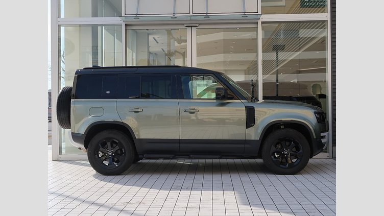 2024 認定中古車 Land Rover Defender 110 パンゲアグリーン P300 AWD（AT） SE