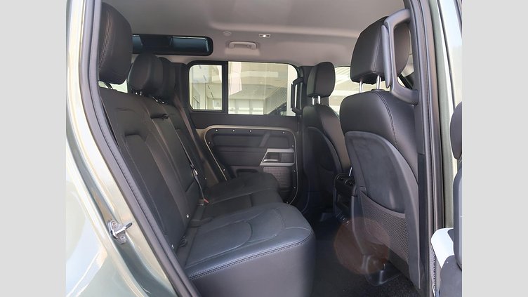 2024 認定中古車 Land Rover Defender 110 パンゲアグリーン P300 AWD（AT） SE