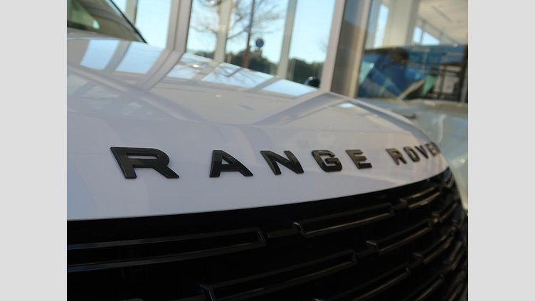 2024 認定中古車 Land Rover Range Rover オストゥーニパールホワイト D350 AWD MHEV（AT） スタンダードホイールベース Autobiography