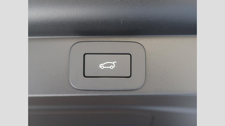 2024 認定中古車 Land Rover Range Rover オストゥーニパールホワイト D350 AWD MHEV（AT） スタンダードホイールベース Autobiography