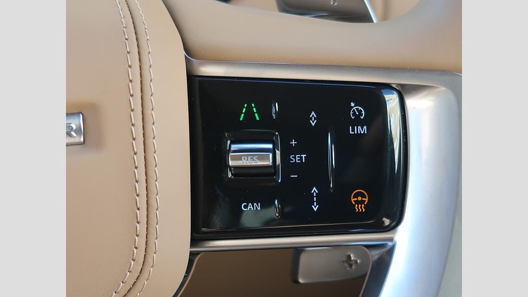 2024 認定中古車 Land Rover Range Rover オストゥーニパールホワイト D350 AWD MHEV（AT） スタンダードホイールベース Autobiography