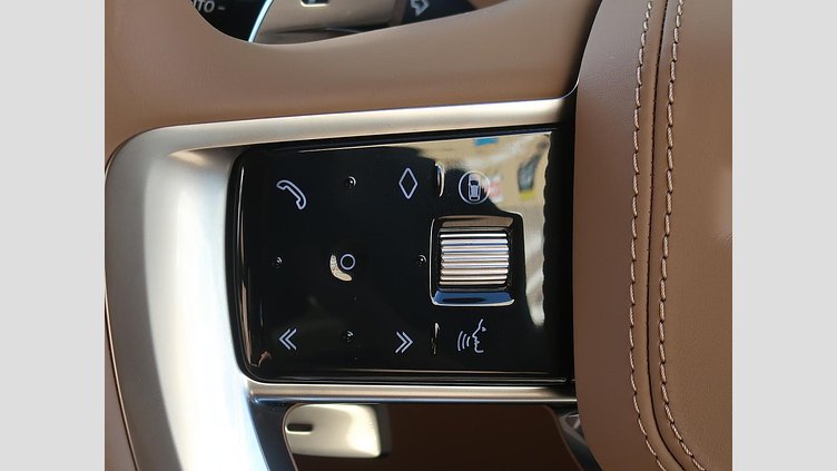 2024 認定中古車 Land Rover Range Rover オストゥーニパールホワイト D350 AWD MHEV（AT） スタンダードホイールベース Autobiography