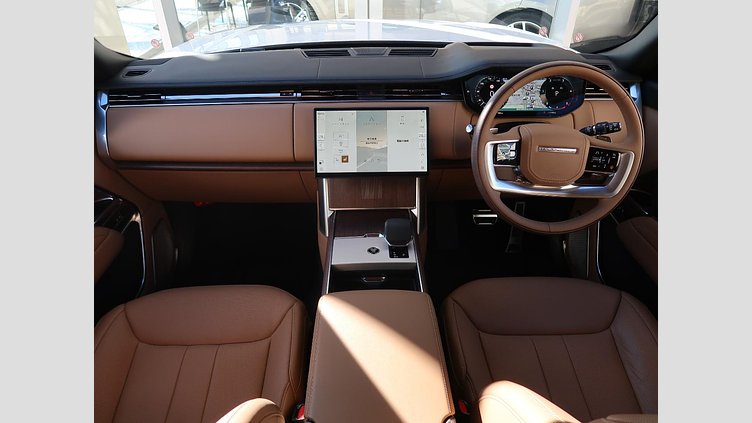 2024 認定中古車 Land Rover Range Rover オストゥーニパールホワイト D350 AWD MHEV（AT） スタンダードホイールベース Autobiography