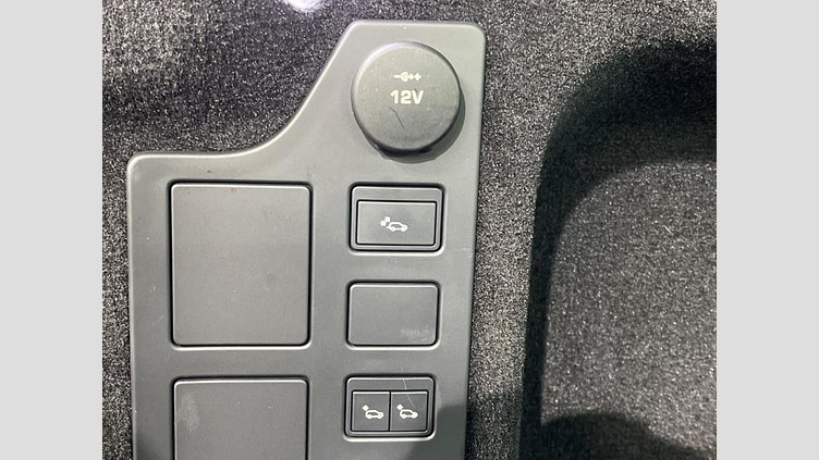 2017 認定中古車 Land Rover Discovery Waitomo Grey 3.0 litre V6 Supercharged Petrol HSEラグジュアリー