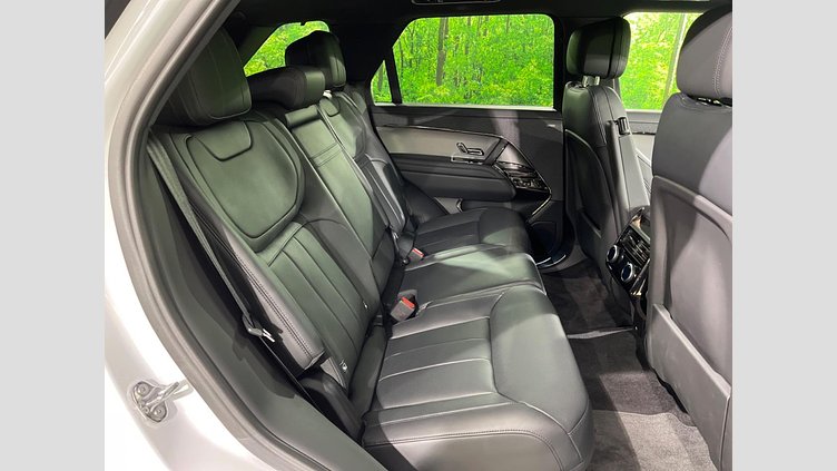 2024 認定中古車 Land Rover Range Rover Sport オストゥーニパールホワイト P550eプラグインハイブリッド（ガソリン） スタンダードホイールベース Dynamic SE