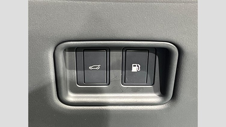 2024 認定中古車 Land Rover Range Rover Sport オストゥーニパールホワイト P550eプラグインハイブリッド（ガソリン） スタンダードホイールベース Dynamic SE