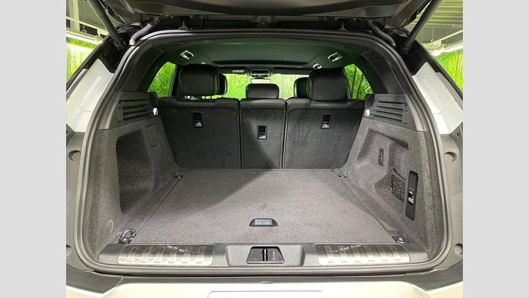 2024 認定中古車 Land Rover Range Rover Sport オストゥーニパールホワイト P550eプラグインハイブリッド（ガソリン） スタンダードホイールベース Dynamic SE