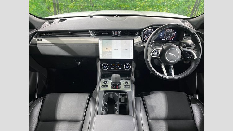 2023 認定中古車 Jaguar F-Pace オストゥーニパールホワイト D204 AWD（オートマチック）MHEV R-DYNAMIC SE