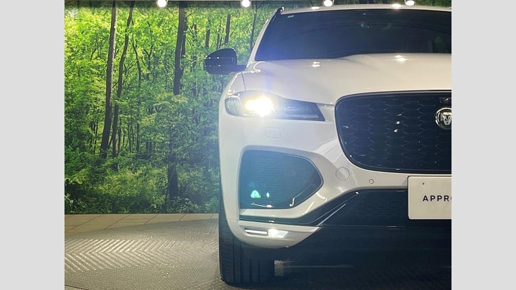 2023 認定中古車 Jaguar F-Pace オストゥーニパールホワイト D204 AWD（オートマチック）MHEV R-DYNAMIC SE