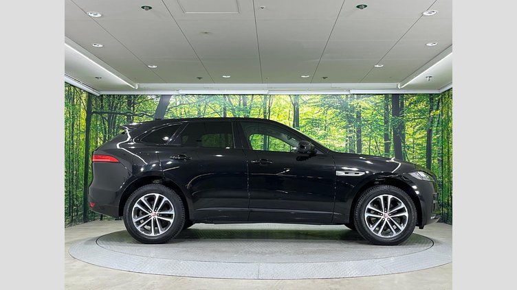 2017 認定中古車 Jaguar F-Pace Santorini Black 4WD R-sport