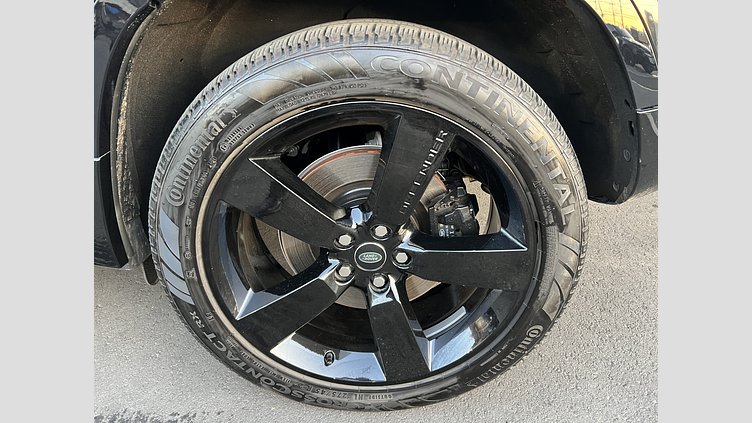 2024 認定中古車 Land Rover Defender 110 サントリーニブラック P525 ガソリン V8