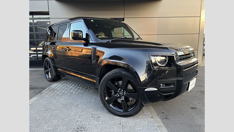 2024 認定中古車 Land Rover Defender 110 サントリーニブラック P525 ガソリン V8