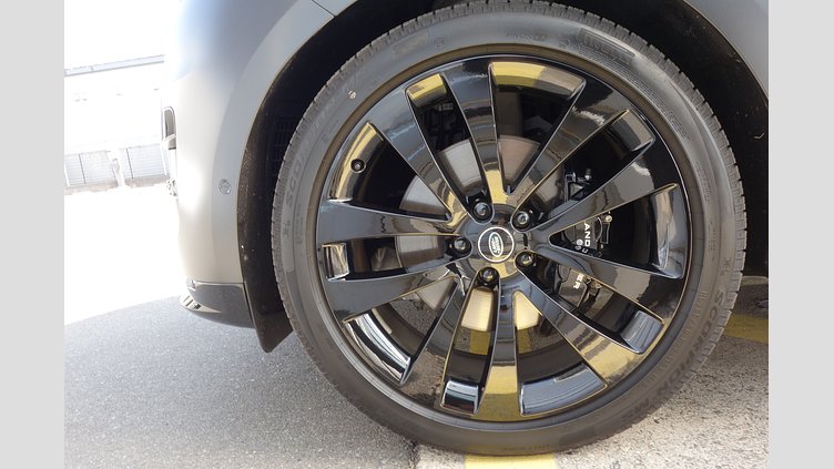 2024 認定中古車 Land Rover Range Rover Sport カルパチアングレイ D300マイルドハイブリッド スタンダードホイールベース Dynamic SE