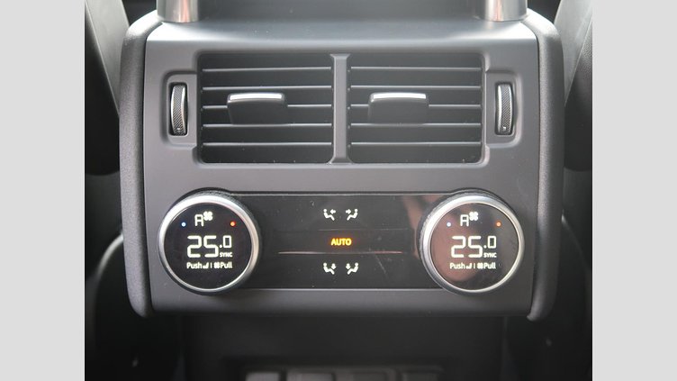 2021 認定中古車 Land Rover Discovery Lantau Bronze 3.0 litre i6D​ ダイナミックHSE