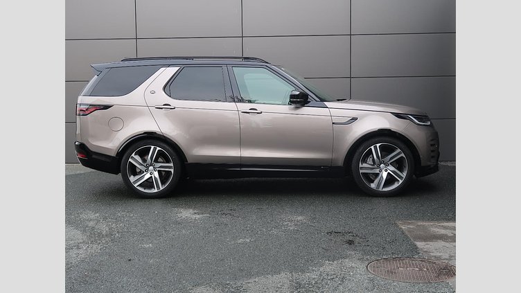 2021 認定中古車 Land Rover Discovery Lantau Bronze 3.0 litre i6D​ ダイナミックHSE