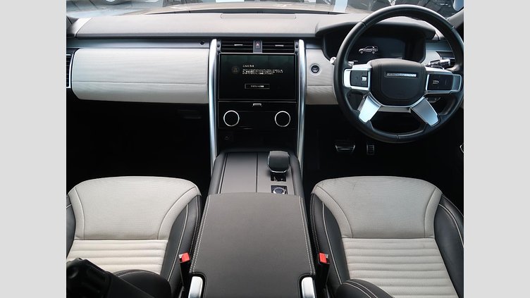 2021 認定中古車 Land Rover Discovery Lantau Bronze 3.0 litre i6D​ ダイナミックHSE
