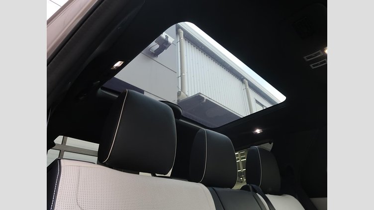 2021 認定中古車 Land Rover Discovery Lantau Bronze 3.0 litre i6D​ ダイナミックHSE