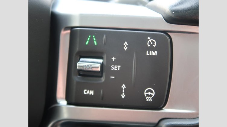 2021 認定中古車 Land Rover Discovery Lantau Bronze 3.0 litre i6D​ ダイナミックHSE