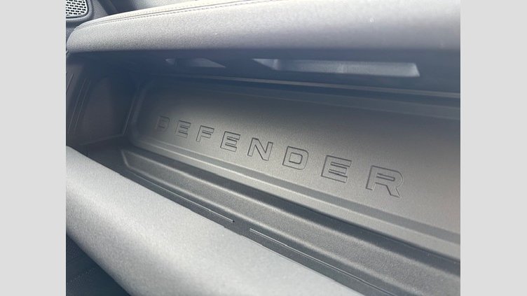 2023 認定中古車 Land Rover Defender 110 サントリーニブラック D300 AWD（AT） X-DYNAMIC SE