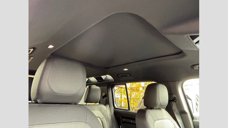 2023 認定中古車 Land Rover Defender 110 サントリーニブラック D300 AWD（AT） X-DYNAMIC SE