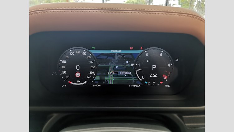 2024 認定中古車 Land Rover Defender 90 ハクバシルバー D300 AWD（AT） X-DYNAMIC HSE