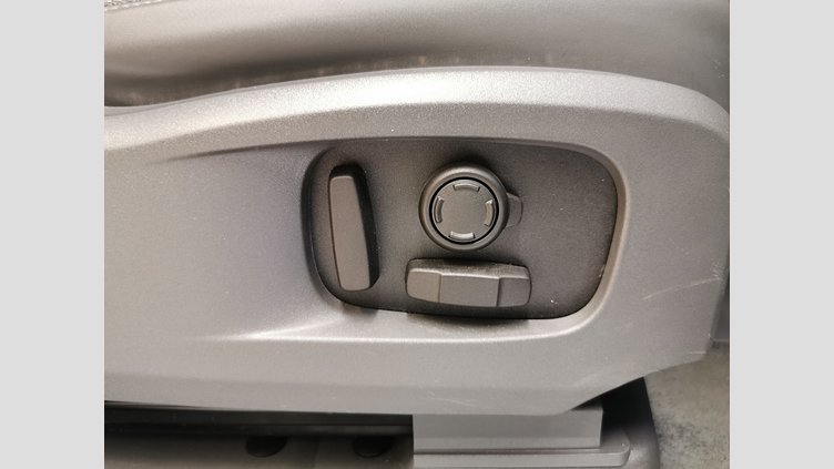 2023 認定中古車 Land Rover Defender 110 カルパチアングレイ D300 AWD（AT） X-DYNAMIC HSE