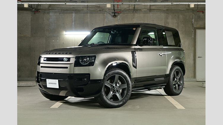 2024 認定中古車 Land Rover Defender 90 シリコンシルバー D350 ディーゼルマイルドハイブリッド X-Dynamic HSE