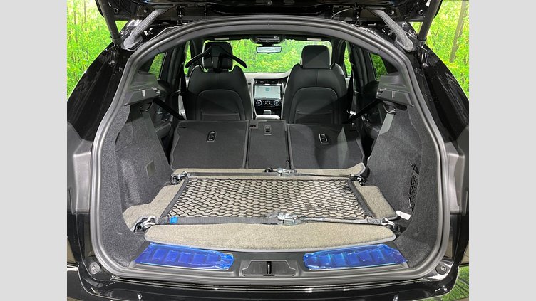 2024 認定中古車 Jaguar E-Pace サントリーニブラック D200マイルドハイブリッド（ディーゼル） R-DYNAMIC SE