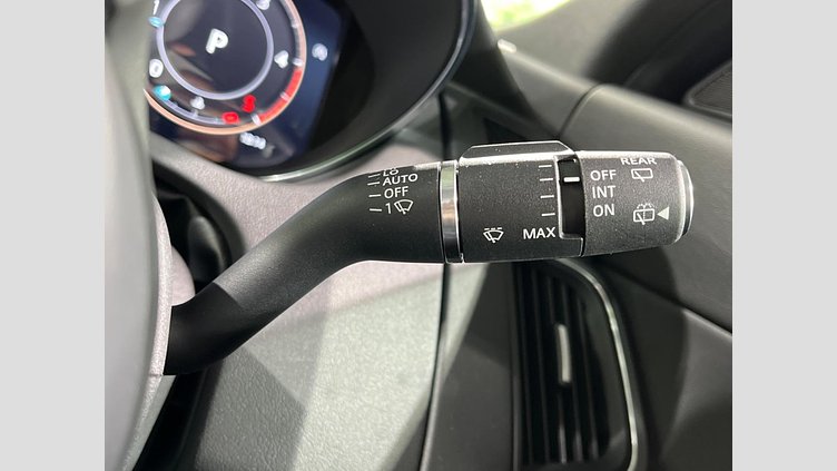 2024 認定中古車 Jaguar E-Pace サントリーニブラック D200マイルドハイブリッド（ディーゼル） R-DYNAMIC SE