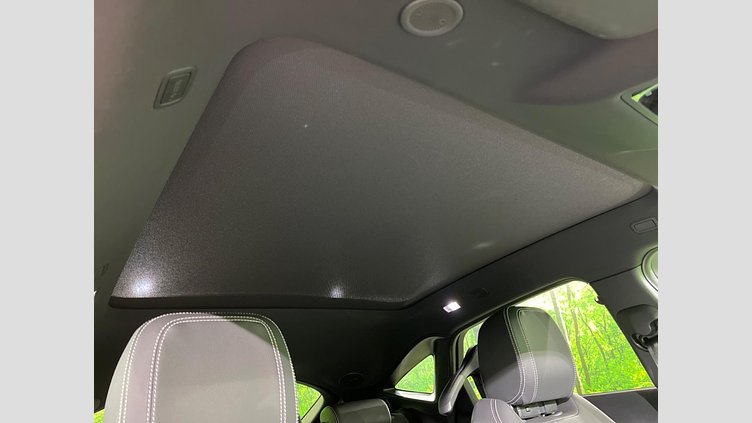 2024 認定中古車 Jaguar E-Pace サントリーニブラック D200マイルドハイブリッド（ディーゼル） R-DYNAMIC SE