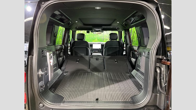 2024 認定中古車 Land Rover Defender 110 セドナレッド D350 ディーゼルマイルドハイブリッド Sedona Edition