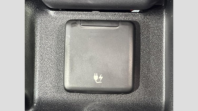 2024 認定中古車 Land Rover Defender 110 セドナレッド D350 ディーゼルマイルドハイブリッド Sedona Edition