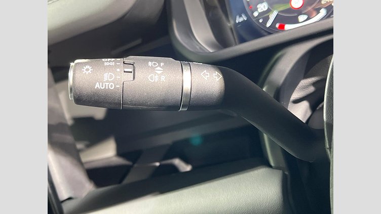 2024 認定中古車 Land Rover Defender 110 セドナレッド D350 ディーゼルマイルドハイブリッド Sedona Edition