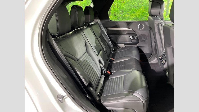 2024 認定中古車 Land Rover Discovery フジホワイト D350マイルドハイブリッド（ディーゼル） Dynamic SE