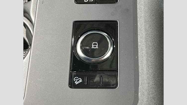 2024 認定中古車 Land Rover Discovery フジホワイト D350マイルドハイブリッド（ディーゼル） Dynamic SE