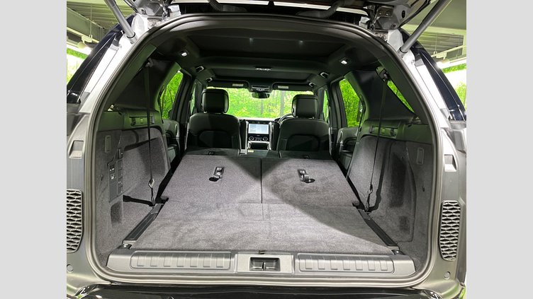 2024 認定中古車 Land Rover Discovery フジホワイト D350マイルドハイブリッド（ディーゼル） Dynamic SE