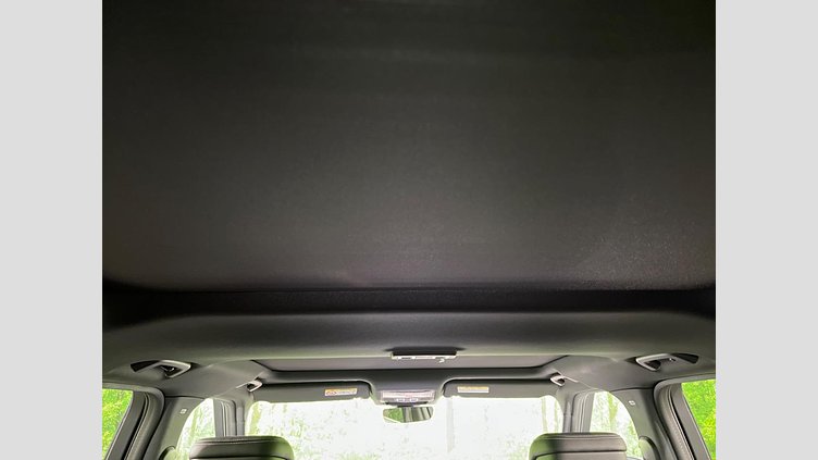 2024 認定中古車 Land Rover Discovery フジホワイト D350マイルドハイブリッド（ディーゼル） Dynamic SE