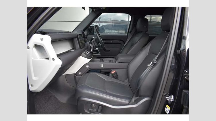 2022 認定中古車 Land Rover Defender 110 サントリーニブラック D300 AWD（AT） X-DYNAMIC SE