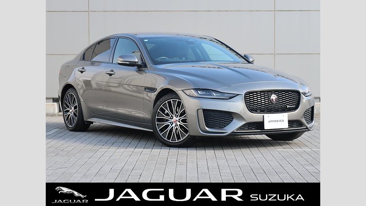 2021 認定中古車 Jaguar XE シリコンシルバー D200 AWD（オートマチック）MHEV 4 door Saloon R-DYNAMIC S